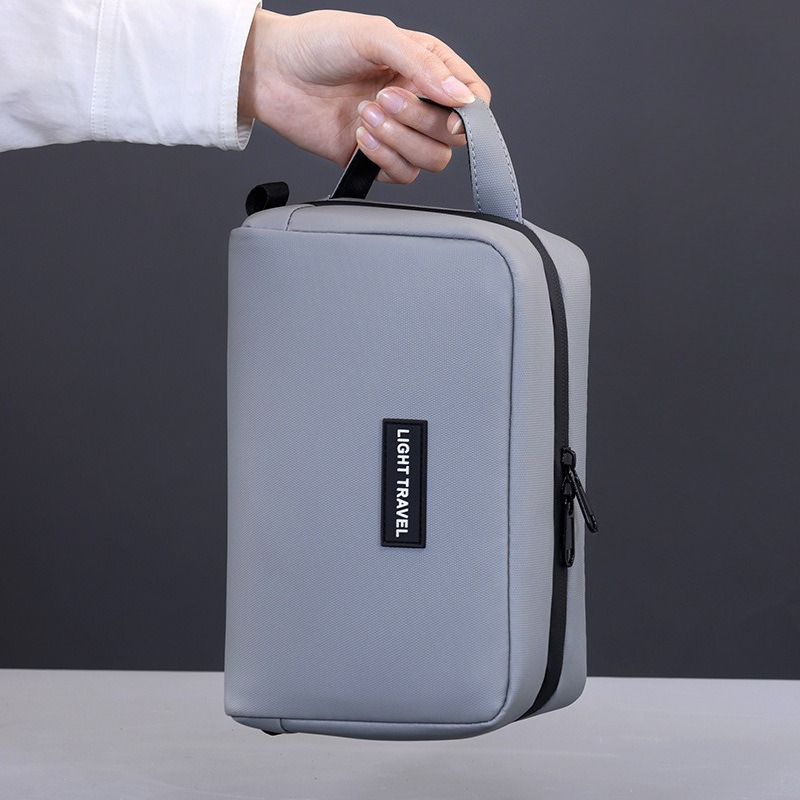 防水ハンドヘルドメイクアップバッグ、耐久性のある男性用トラベ - Mens Grooming Travel Kit のレビューと価格